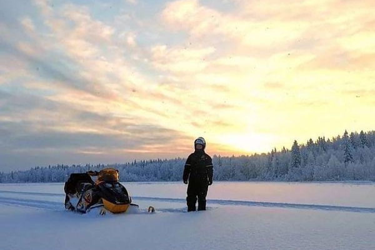 По озерам Карелии на снегоходах. 6 часов.
