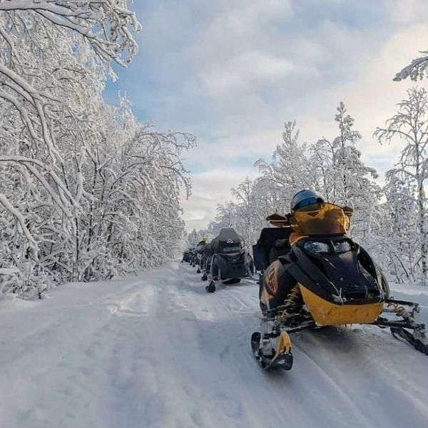 По озерам Карелии на снегоходах. 6 часов.