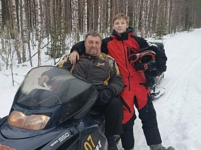 Снегоходный вираж в Карелии