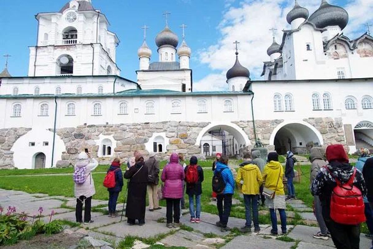Обзорная экскурсия по Соловецкому монастырю