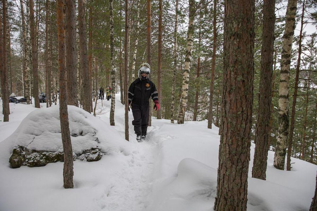 Путешествие на снегоходах на Вулкан Гирвас