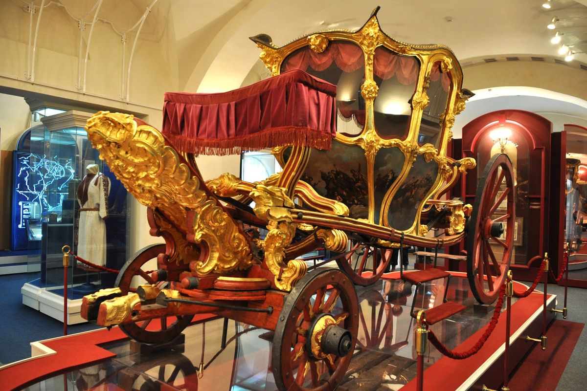 Оружейная Палата: "Тайна шапки Мономаха" пешеходная экскурсия (ГРУППОВАЯ)