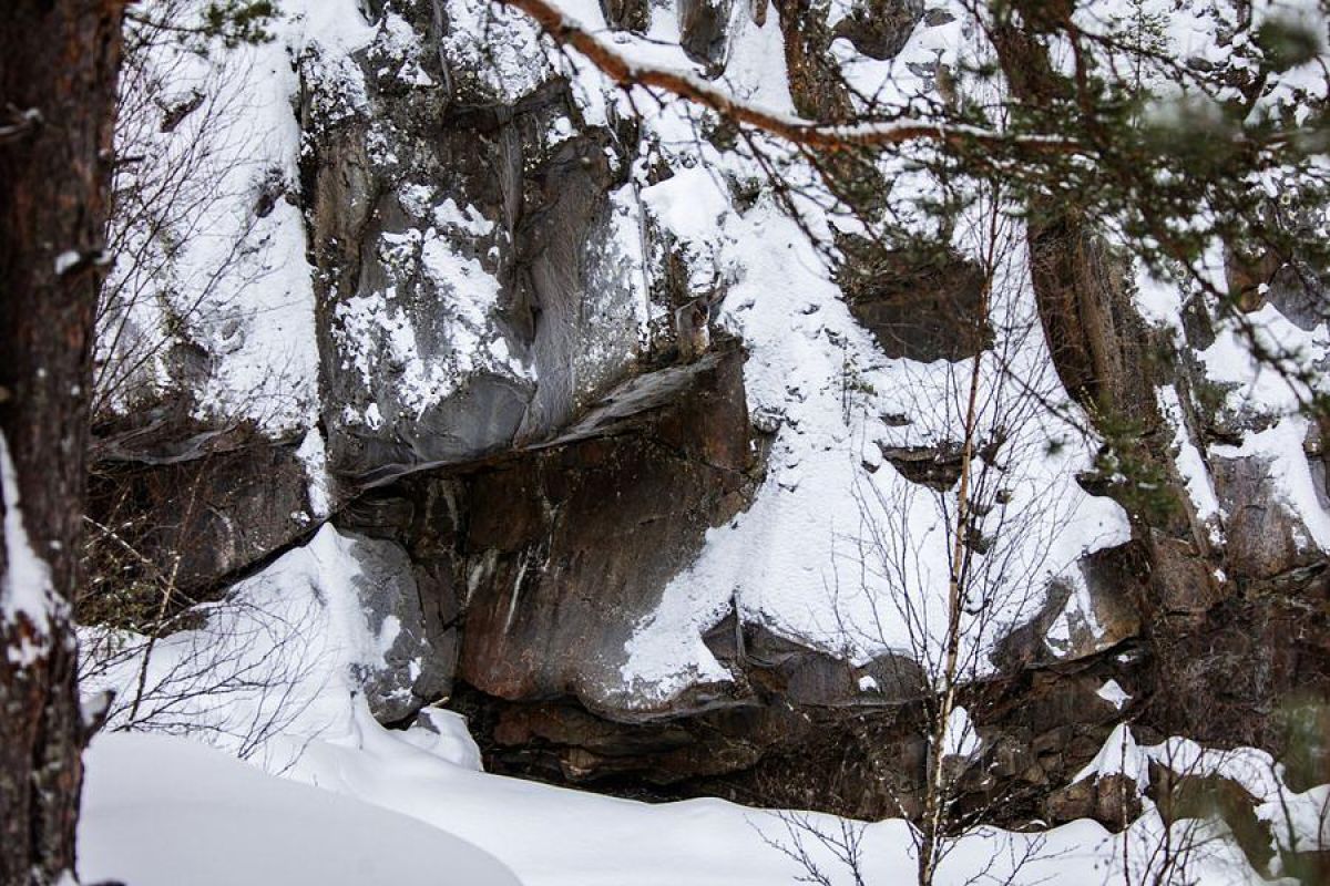 Путешествие на снегоходах на Вулкан Гирвас