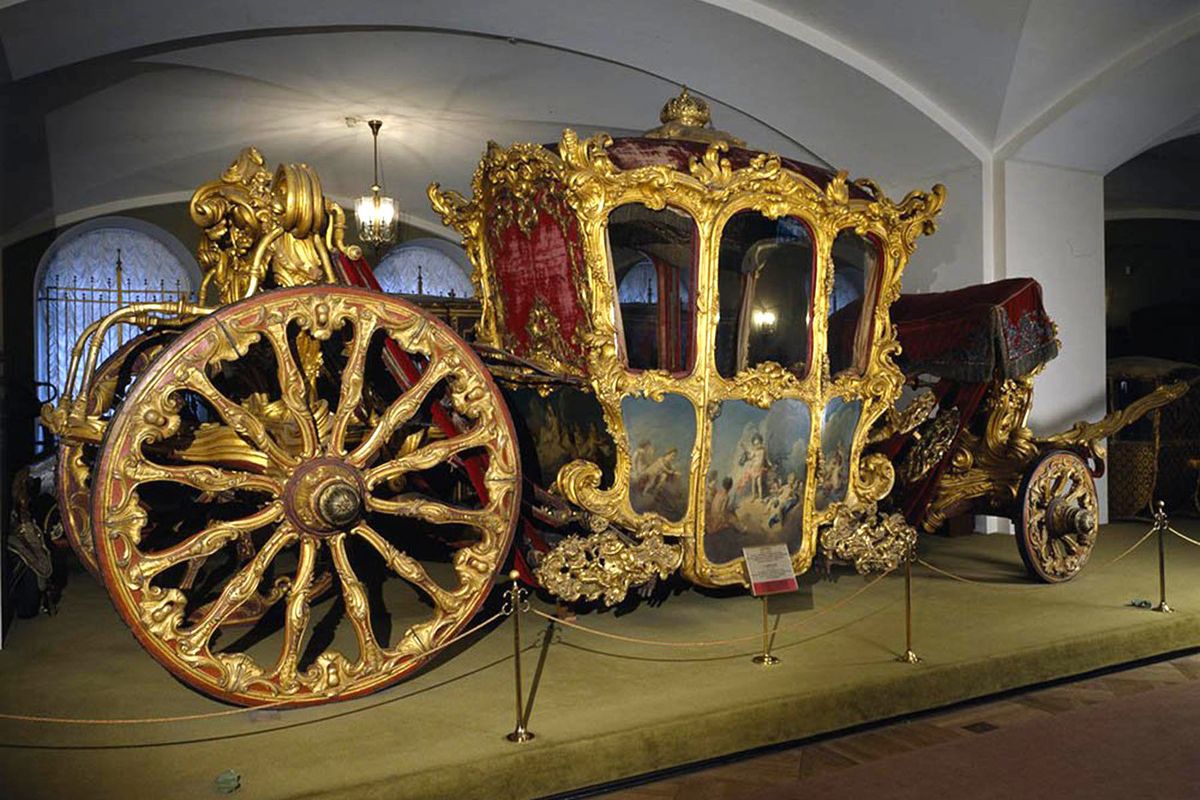 Оружейная Палата: "Тайна шапки Мономаха" пешеходная экскурсия (ГРУППОВАЯ)