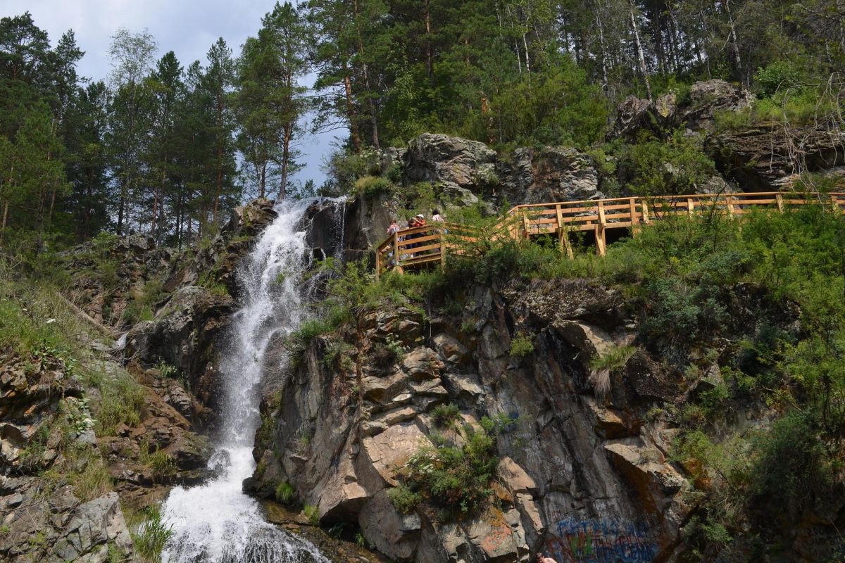Камышлинский водопад 