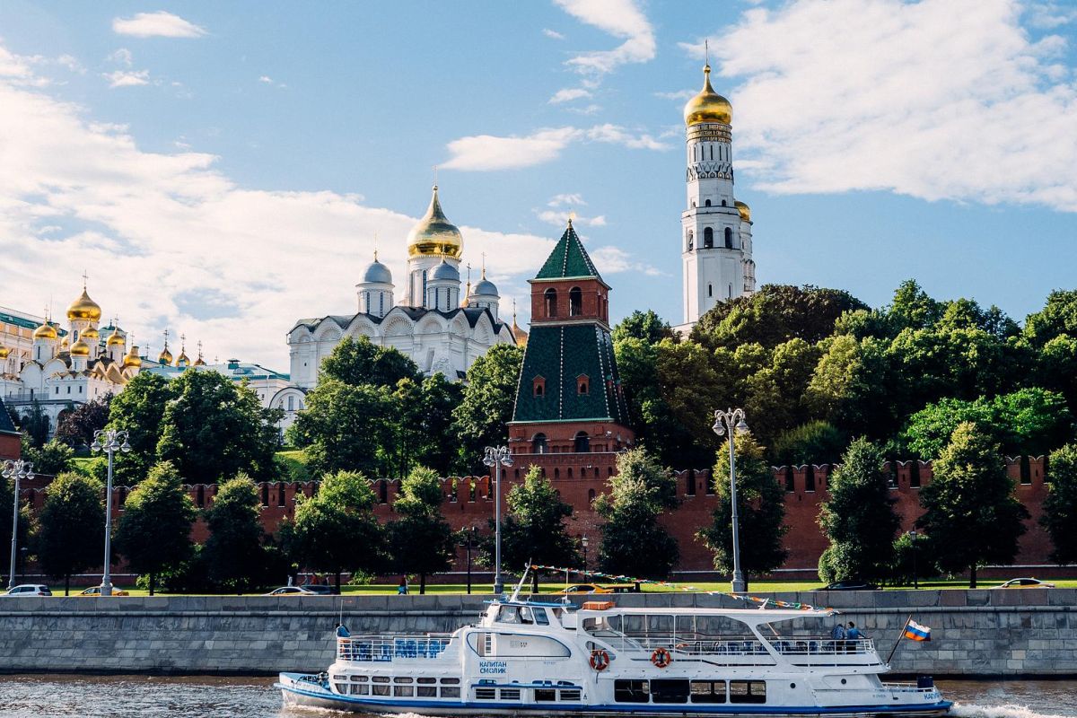Московская классика: от Кремля до речных просторов