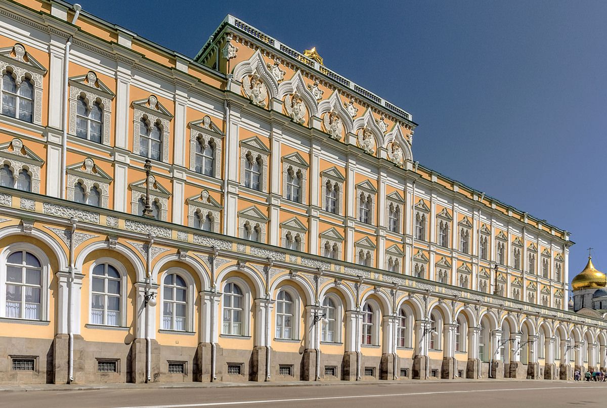 Оружейная Палата: "Тайна шапки Мономаха" пешеходная экскурсия (ГРУППОВАЯ)