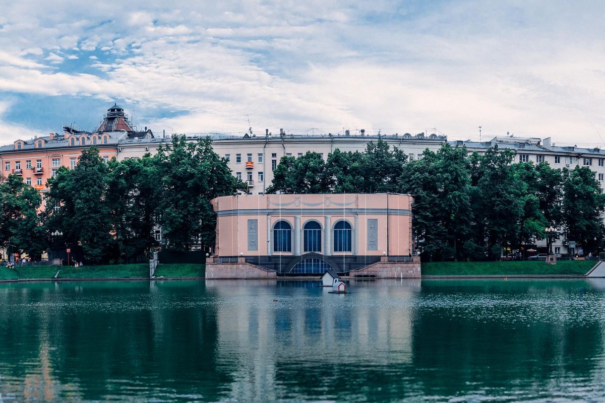 Булгаковская Москва: по следам Мастера и Маргариты - пешеходная экскурсия (ГРУППОВАЯ)