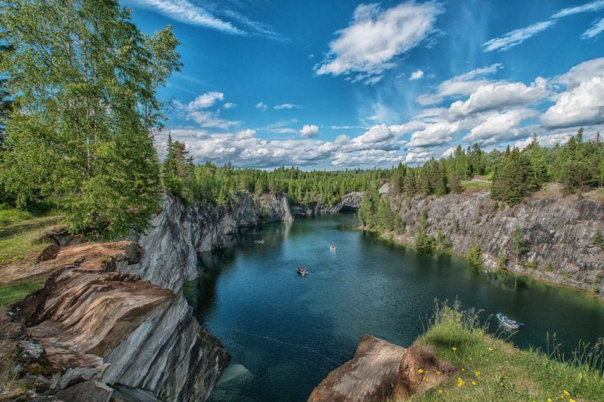 Джип-тур в Горный парк Рускеала + водопады Приладожья 2025