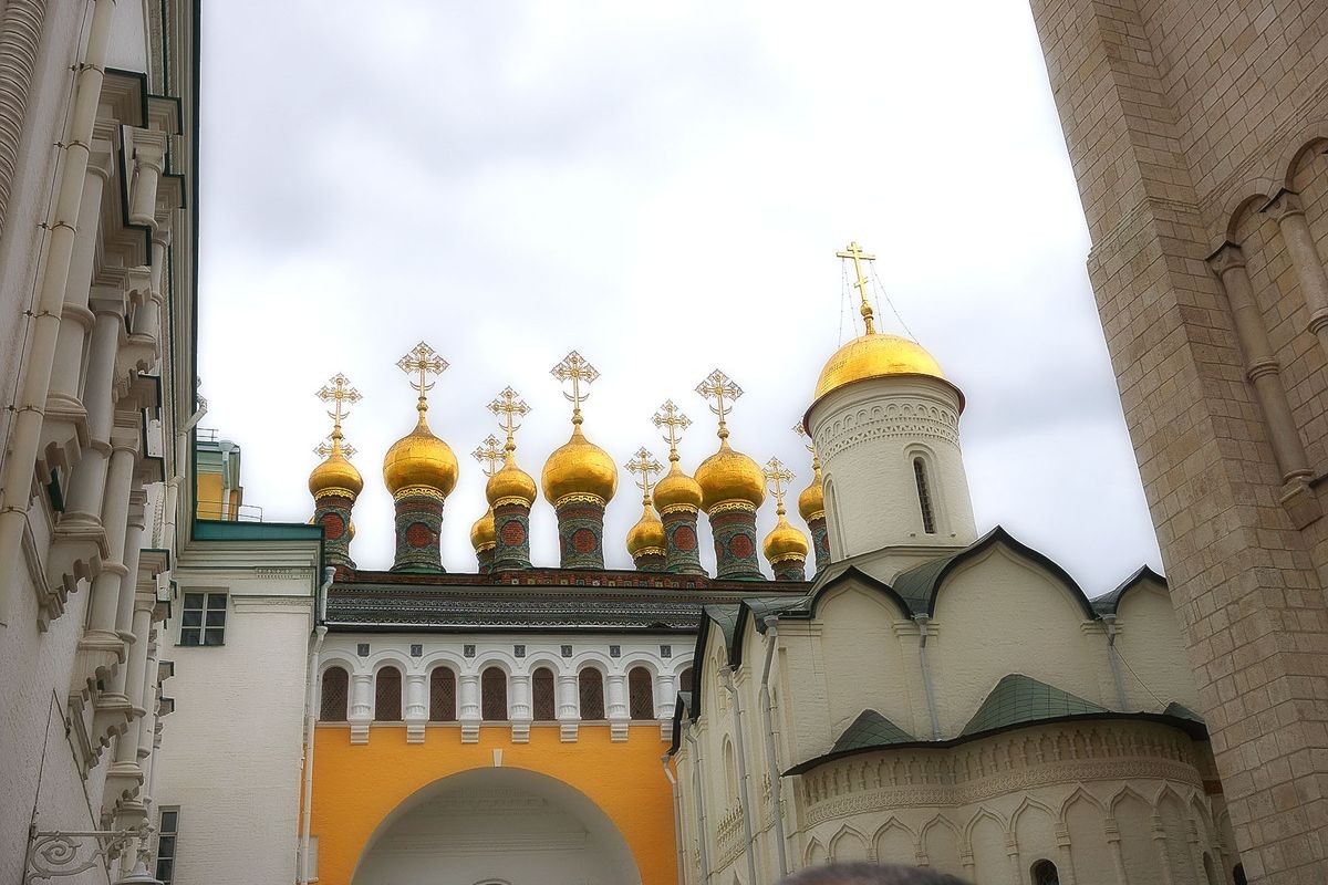 "Кремль: история и шедевры" пешеходная экскурсия по территории Московского Кремля и одному собору (ГРУППОВАЯ)