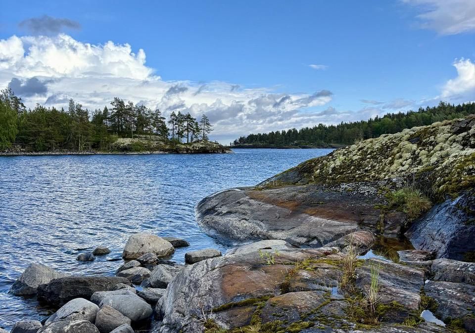Жемчужина Приладожья: Ладожские шхеры, Сортавала, водопад Белые Мосты (Юканкоски)