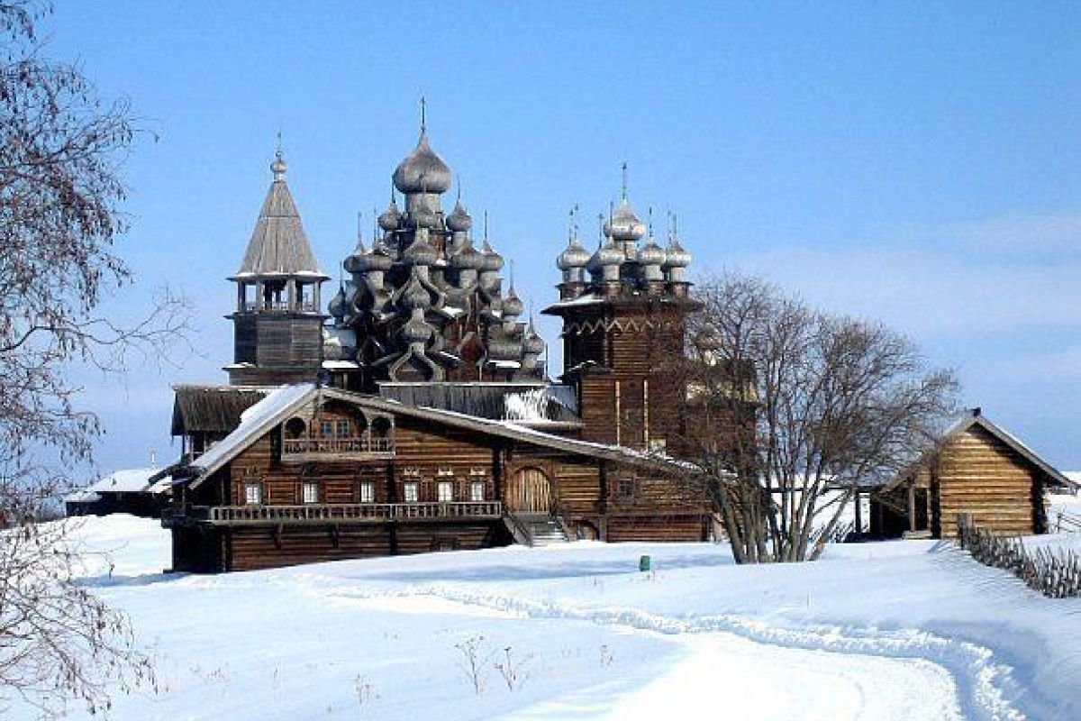 деревянное зодчество Кижи