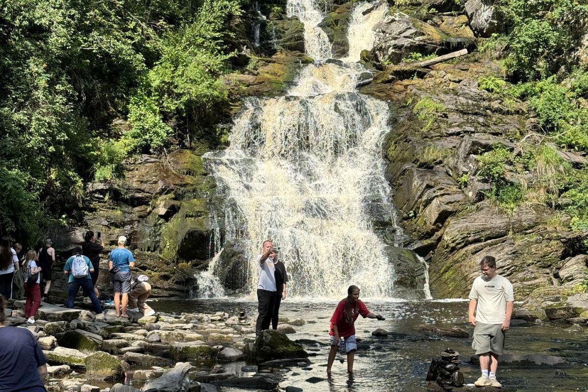 Жемчужина Приладожья: Ладожские шхеры, Сортавала, водопад Белые Мосты (Юканкоски)
